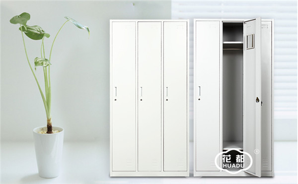 員工浴室鐵皮更衣柜標準尺寸一般怎么選擇好？看看更衣柜選購技巧。